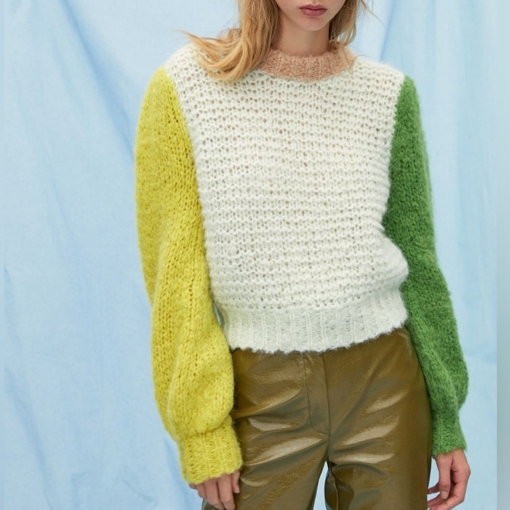 Aritzia Le Fou Wilfred Shimmy Sweater Knit Cropped